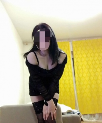 Сладкая кошечка ждет в гости достойного котика. Умею быть нежной и страстной, готова исполнить твои самые смелые фантазии. Приезжай и окунись в мир наслаждения! 9893, 27 лет